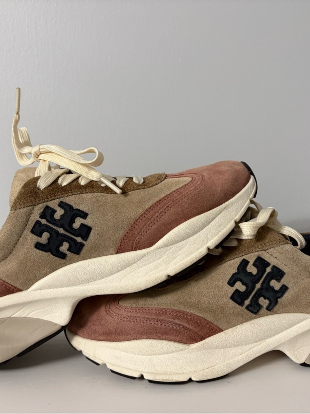 Tory Burch Good Luck Trainer Suede Colorblock Sneaker 8 Moon Pink/Cream - Picture 2 of 8